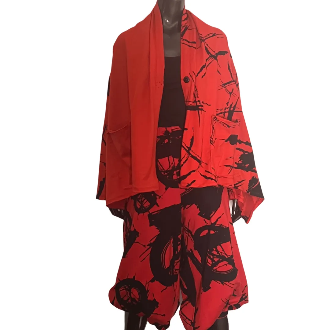 Abstract 3/4 Gathered Cuff Pant