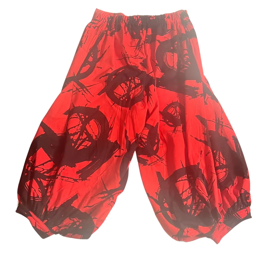 Abstract 3/4 Gathered Cuff Pant