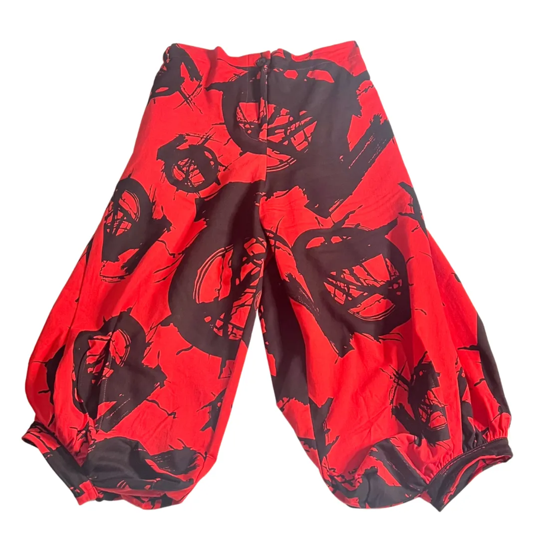 Abstract 3/4 Gathered Cuff Pant