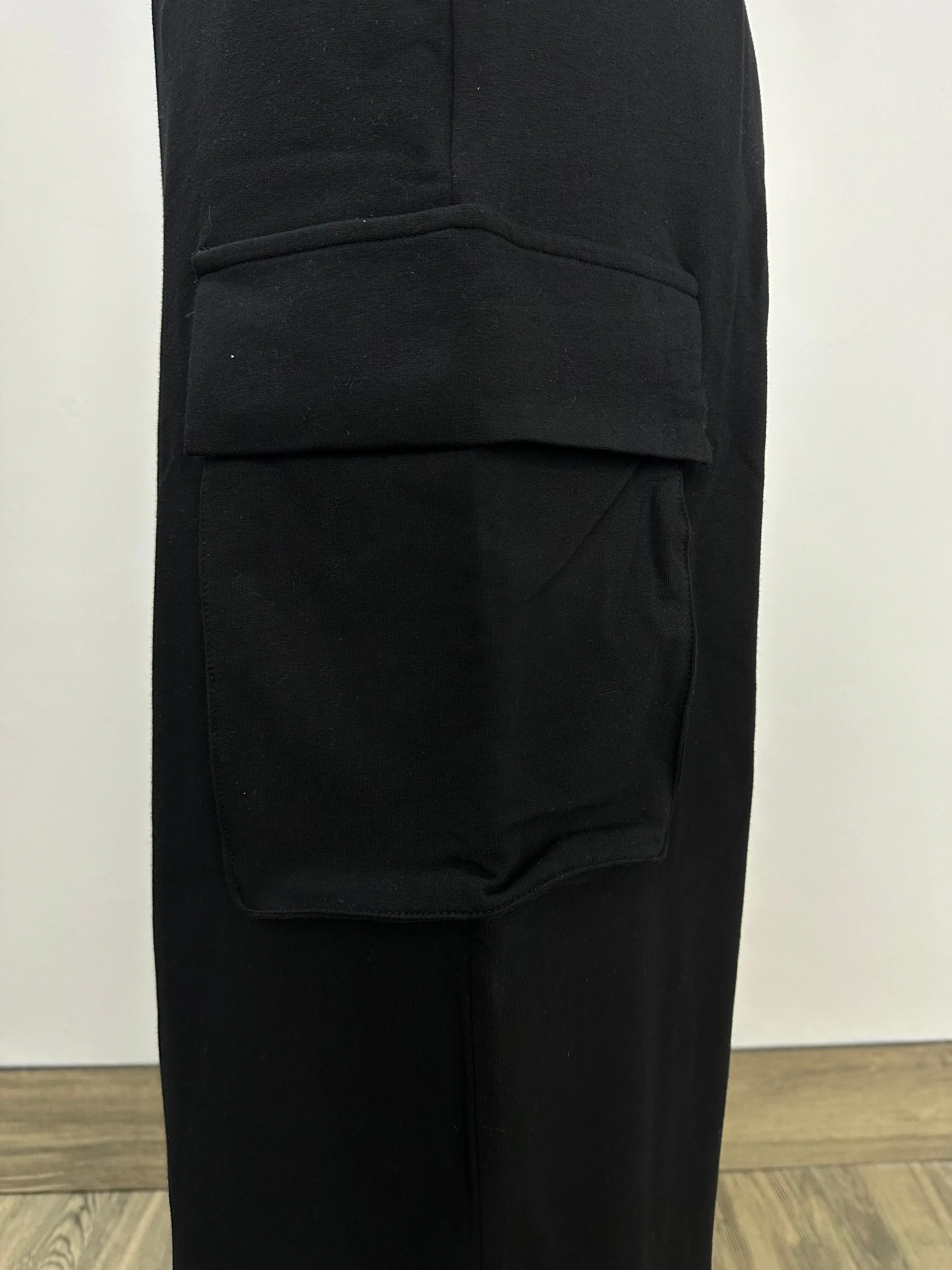 Black Nite Short Cargo Pant