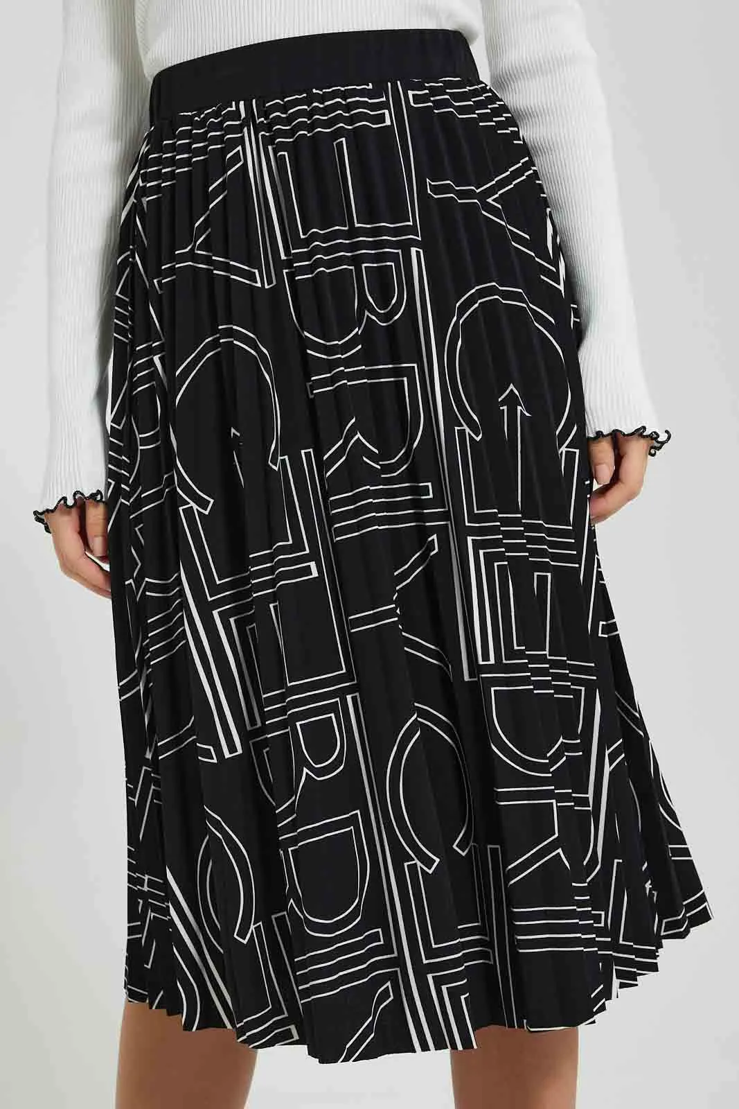 Black Printed Pleated Skirt