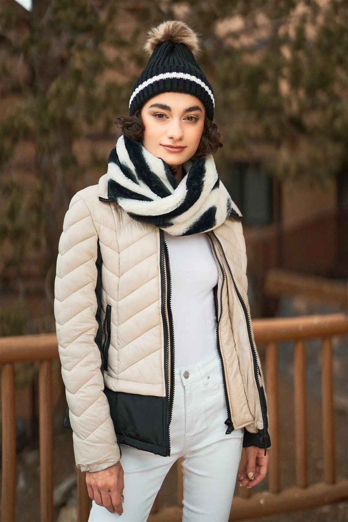 Cream & Black Chevron Quilted High Neck Double Zip Fastening Puffer Jacket /1-1-1-1