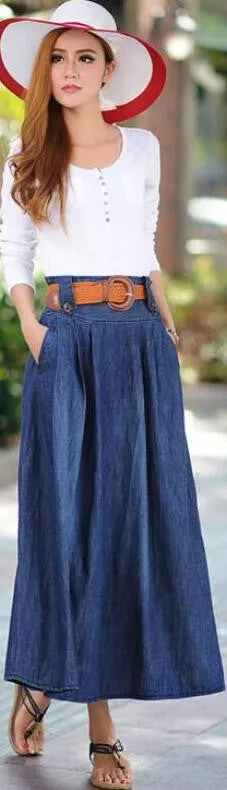 Denim Blue Elastic Waist Pleated Long Skirt With Belt On