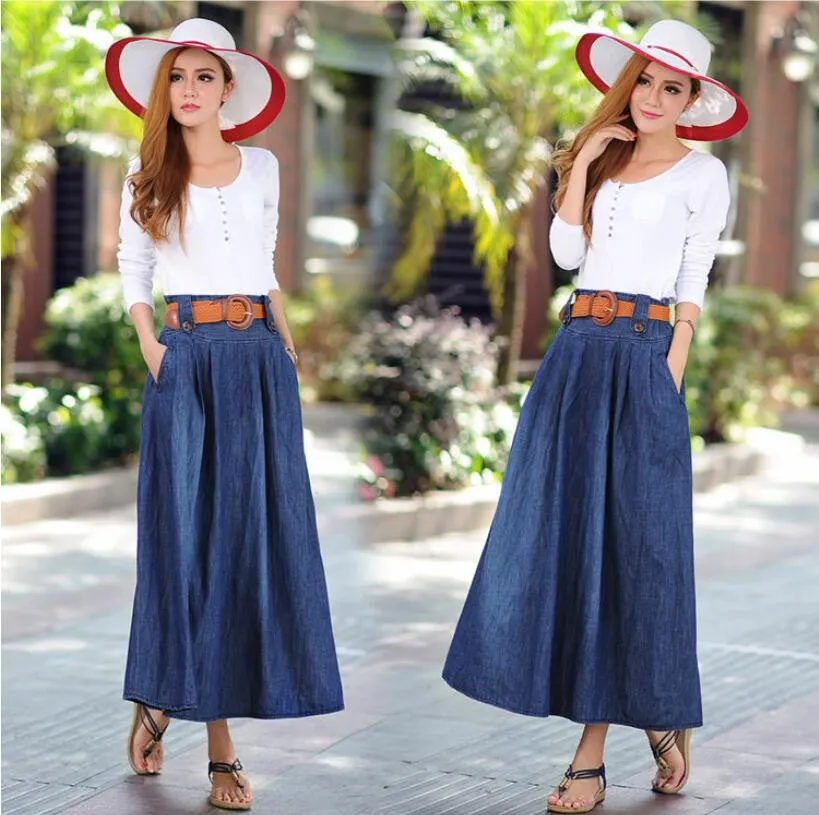 Denim Blue Elastic Waist Pleated Long Skirt With Belt On