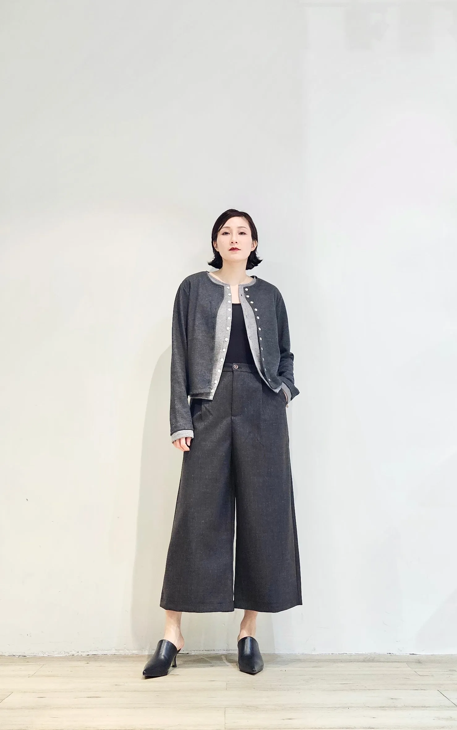 Double layer contrast cardigan - 4 colours (Pre-order)