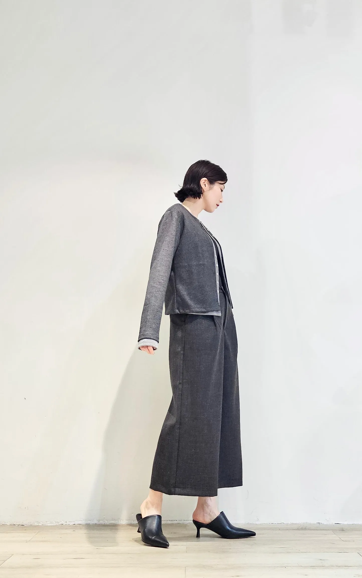 Double layer contrast cardigan - 4 colours (Pre-order)