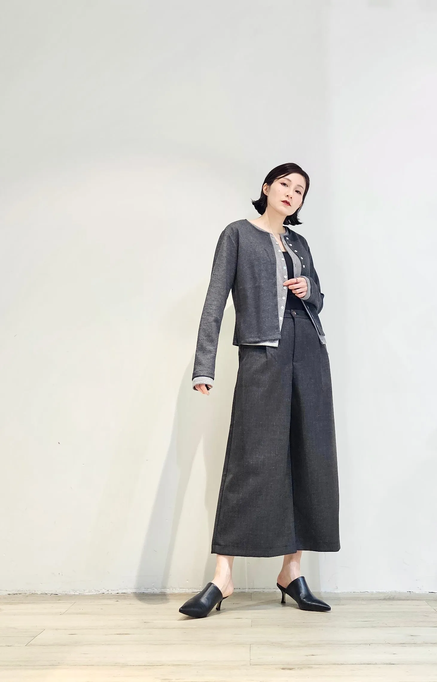 Double layer contrast cardigan - 4 colours (Pre-order)