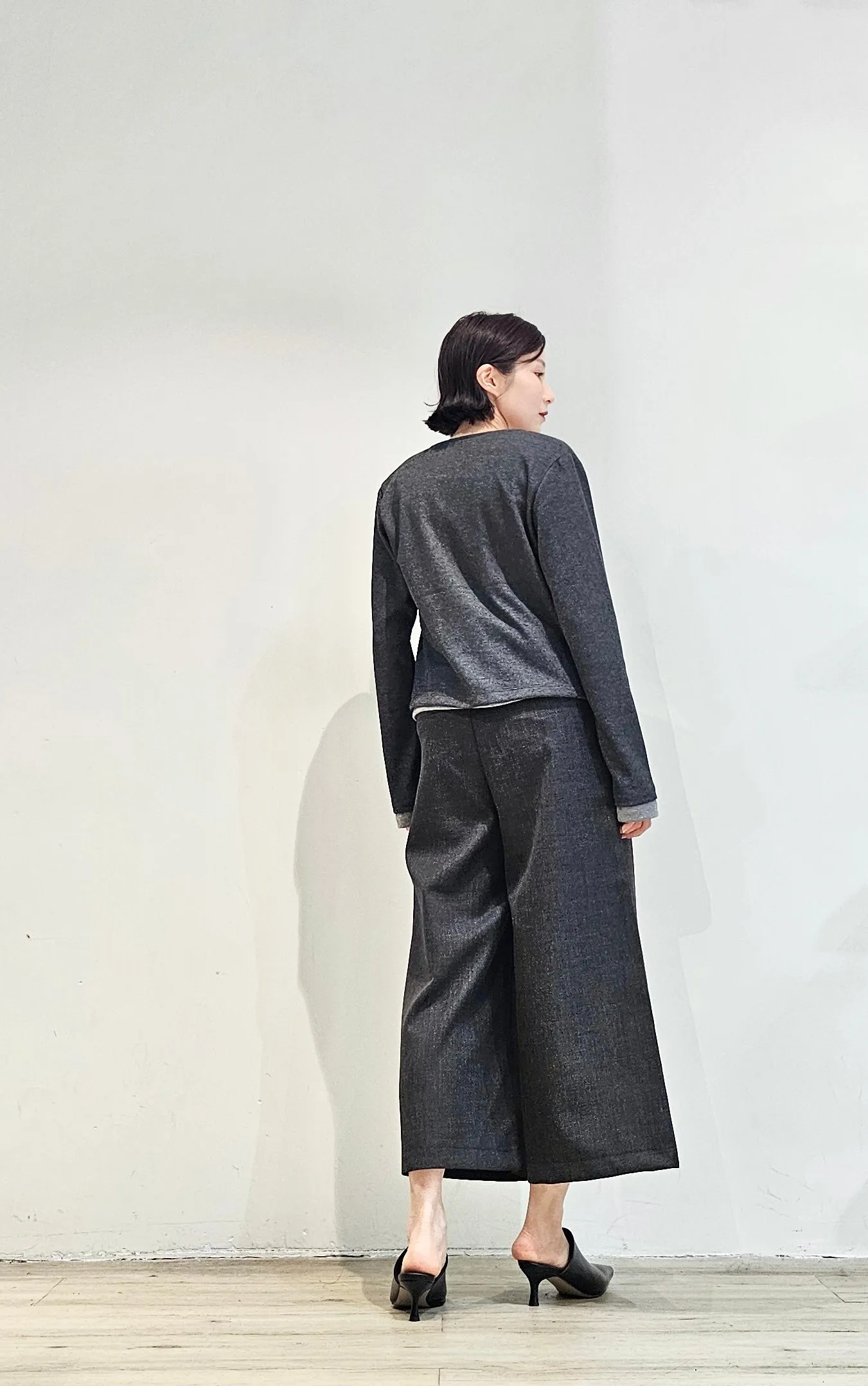 Double layer contrast cardigan - 4 colours (Pre-order)