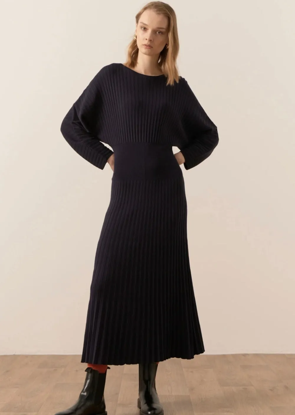 Gizelle Pleated Dress Black