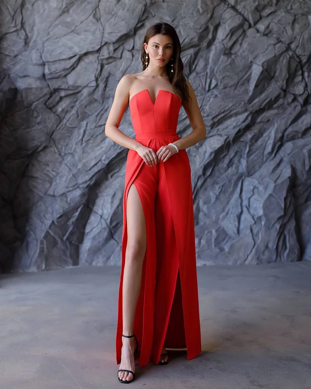 RED JUMPSUIT "LUXE SPLIT LEG"