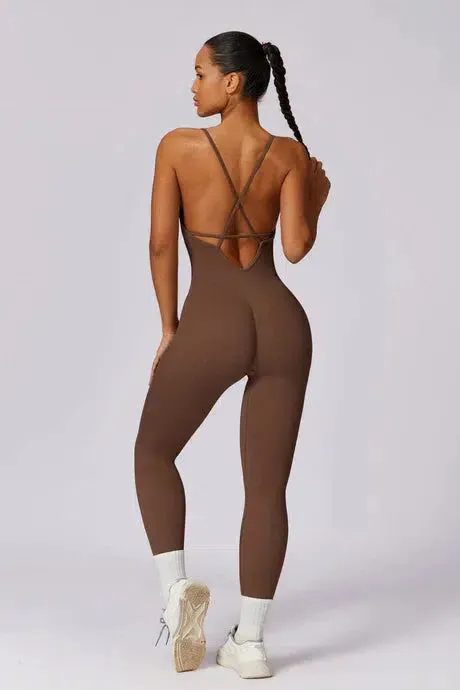 Solara – V-neckline – Modern active jumpsuit
