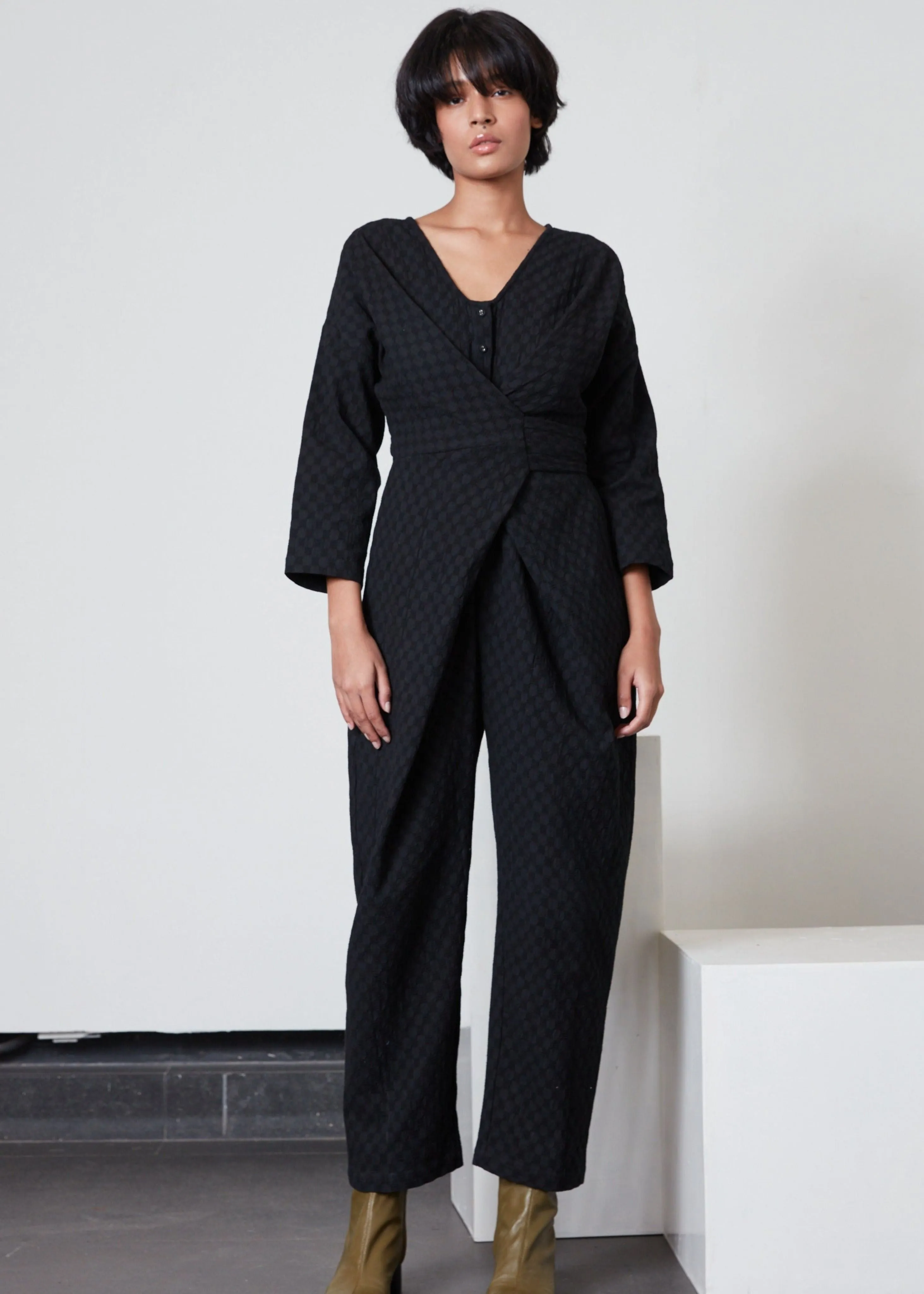 Venus wrap jumper, black