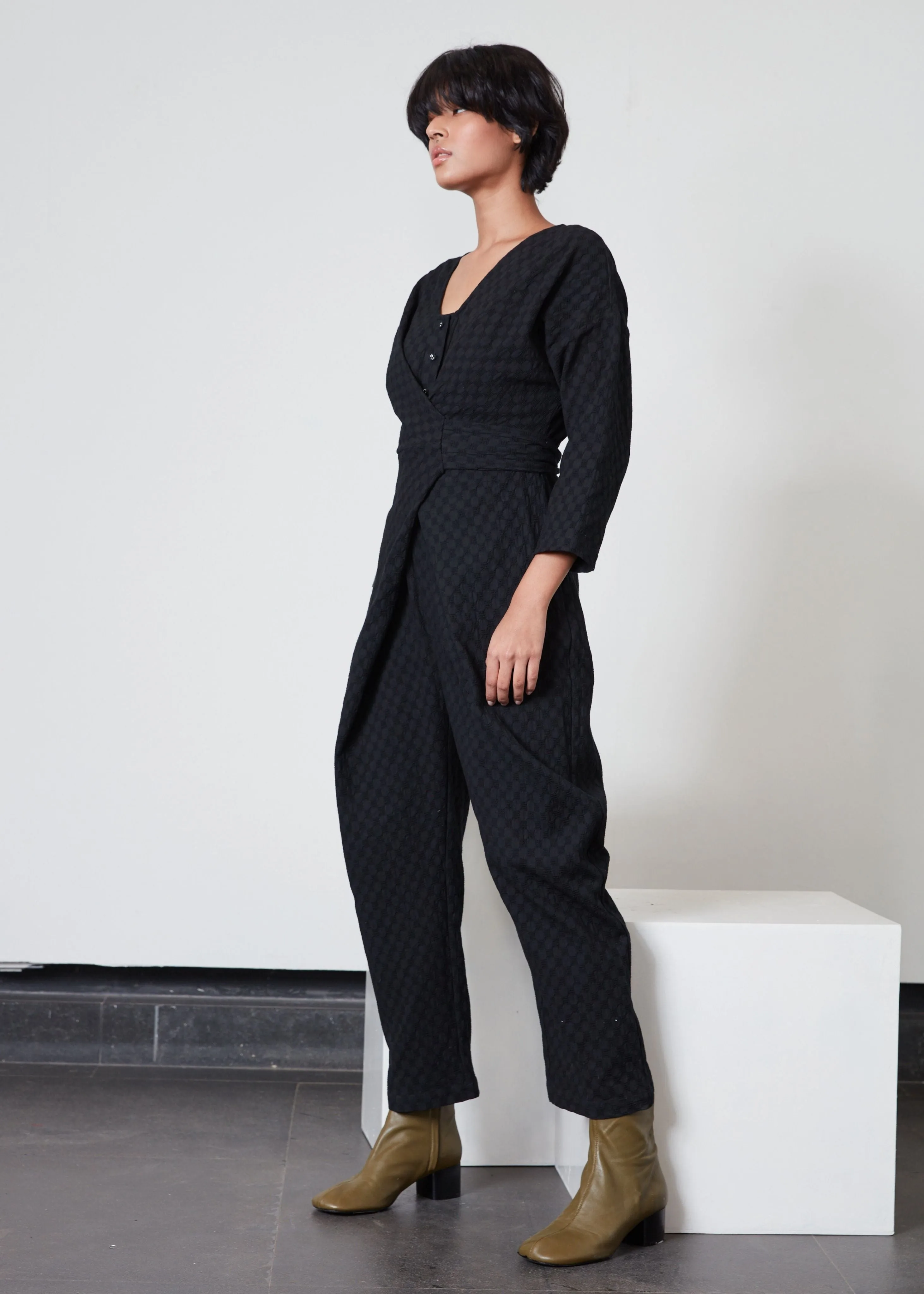 Venus wrap jumper, black