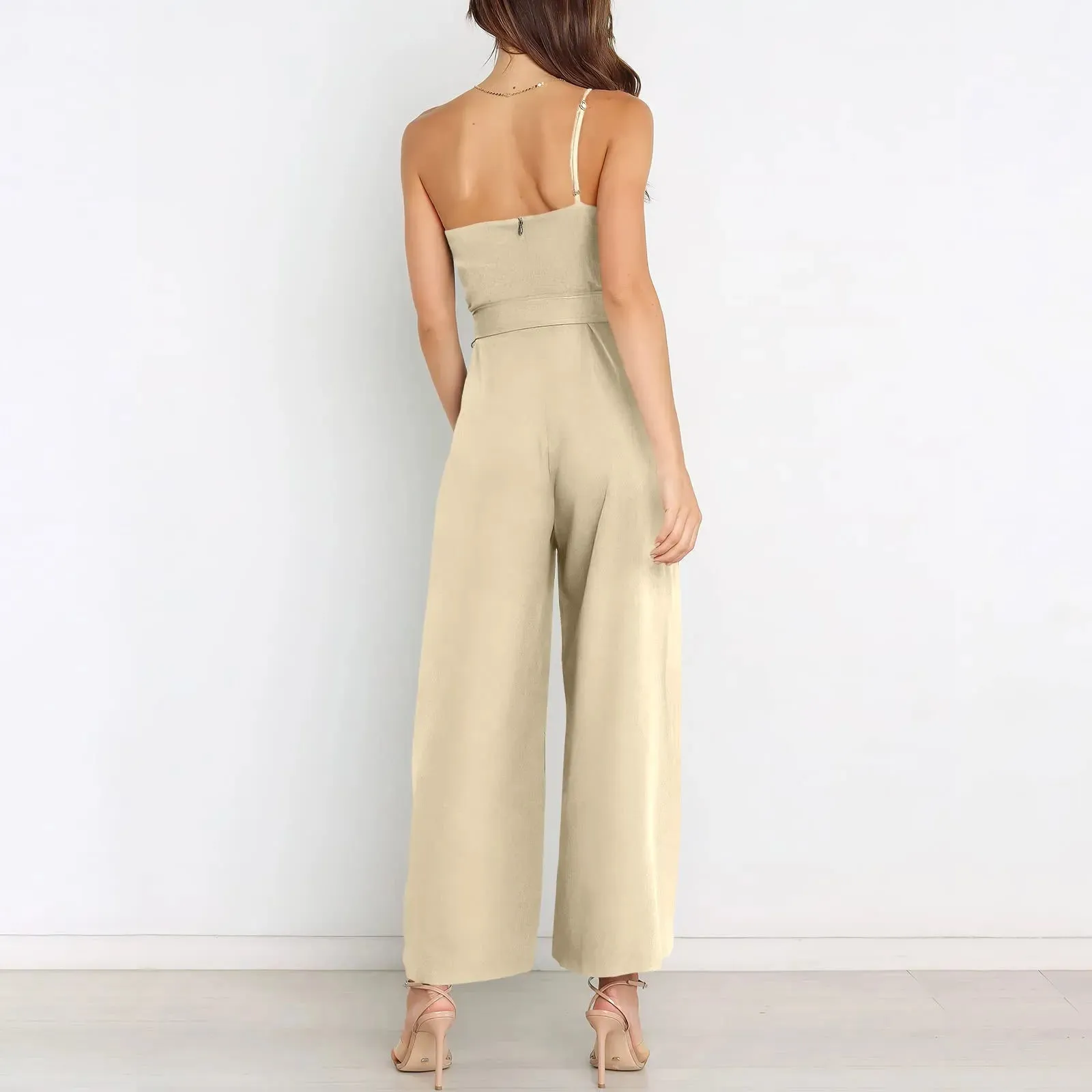 Wide-Leg Belted Jumpsuit for Elegant Evenings