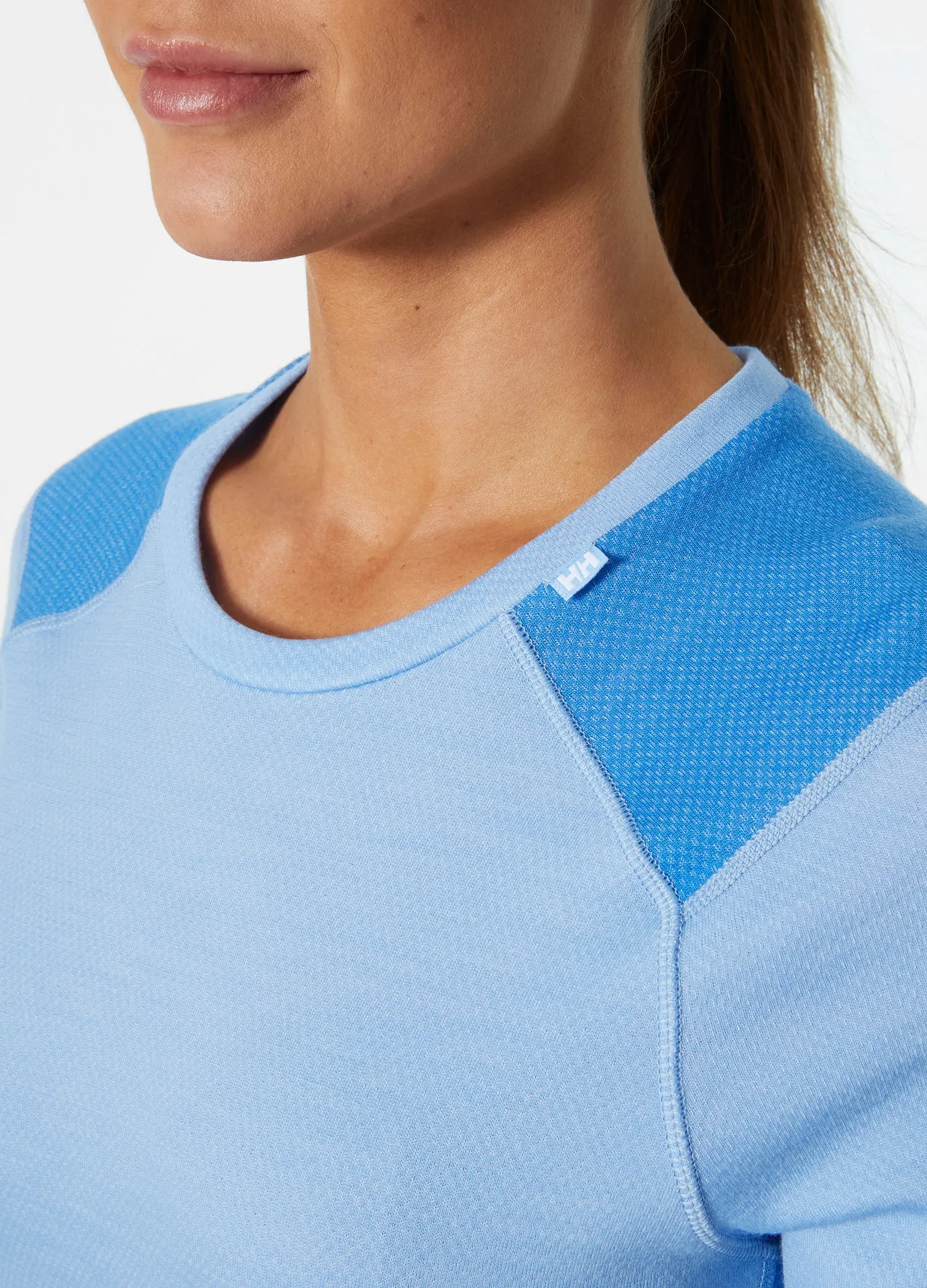 WOMEN'S LIFA MERINO MIDWEIGHT CREW - BRIGHT BLUE
