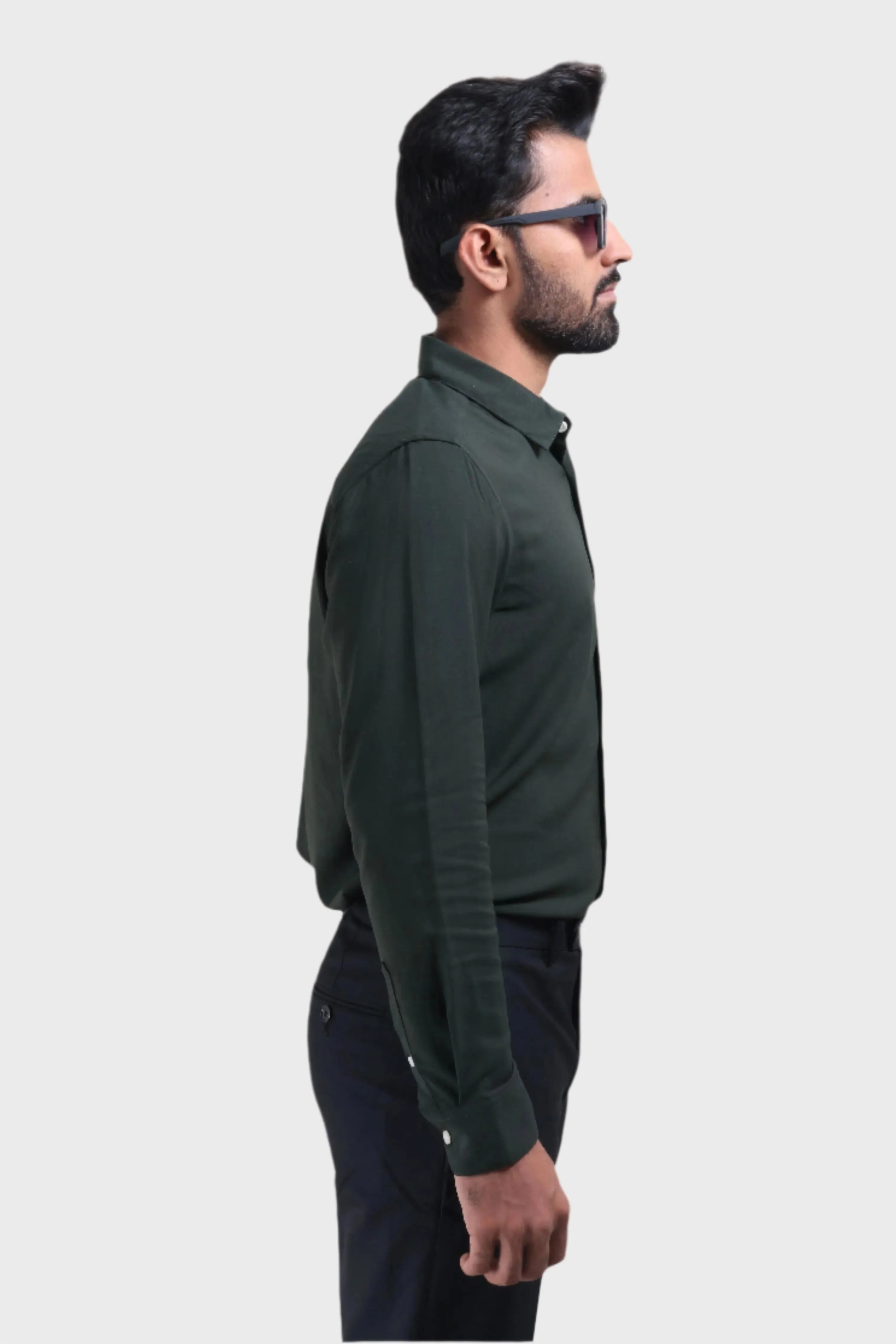 XKIND MEN'S DARK GREEN  STRETCH PLAIN SLIM FIT SHIRT
