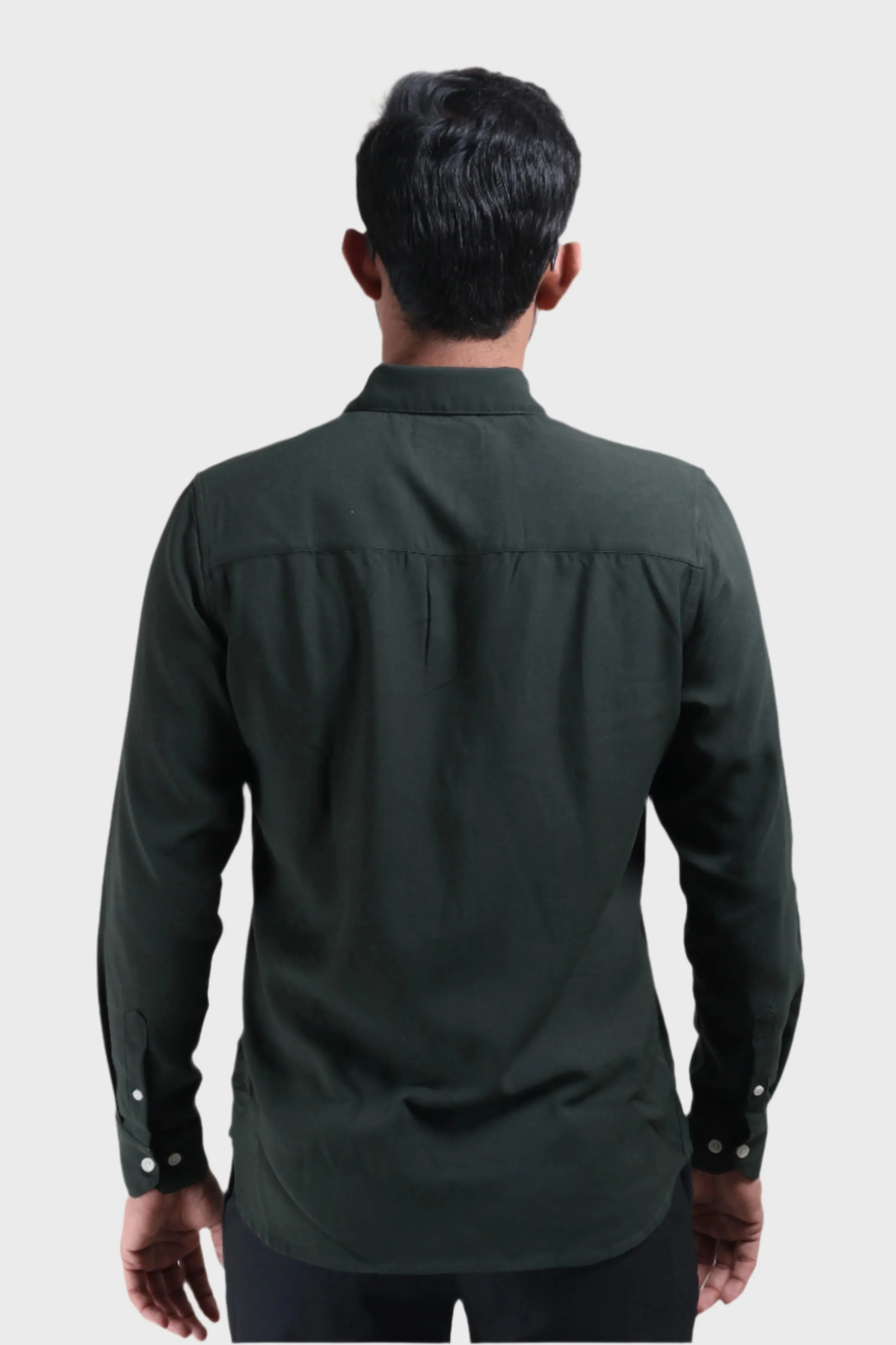XKIND MEN'S DARK GREEN  STRETCH PLAIN SLIM FIT SHIRT